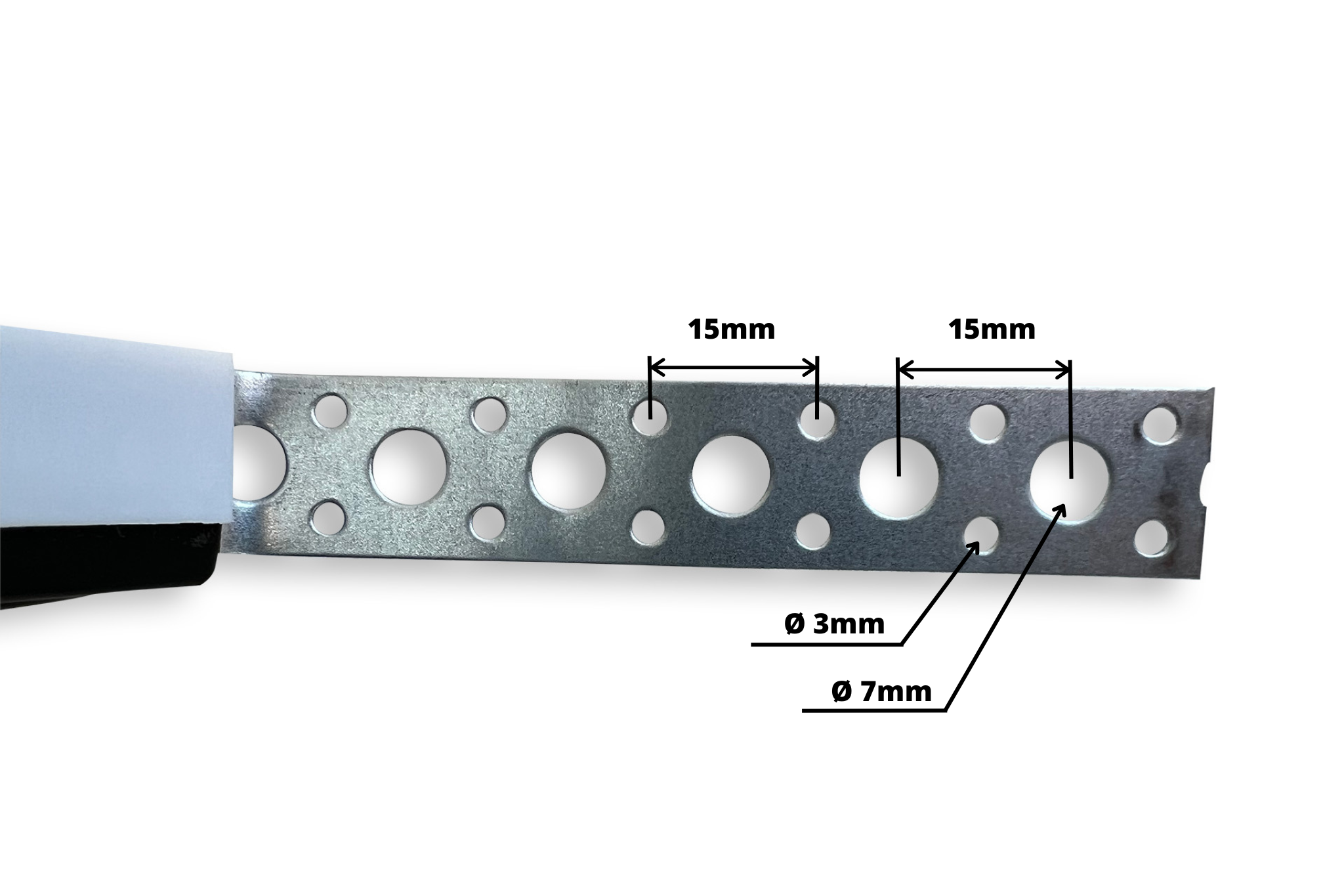 Feuillard Rouleau 10m - bande perforé 5 trous